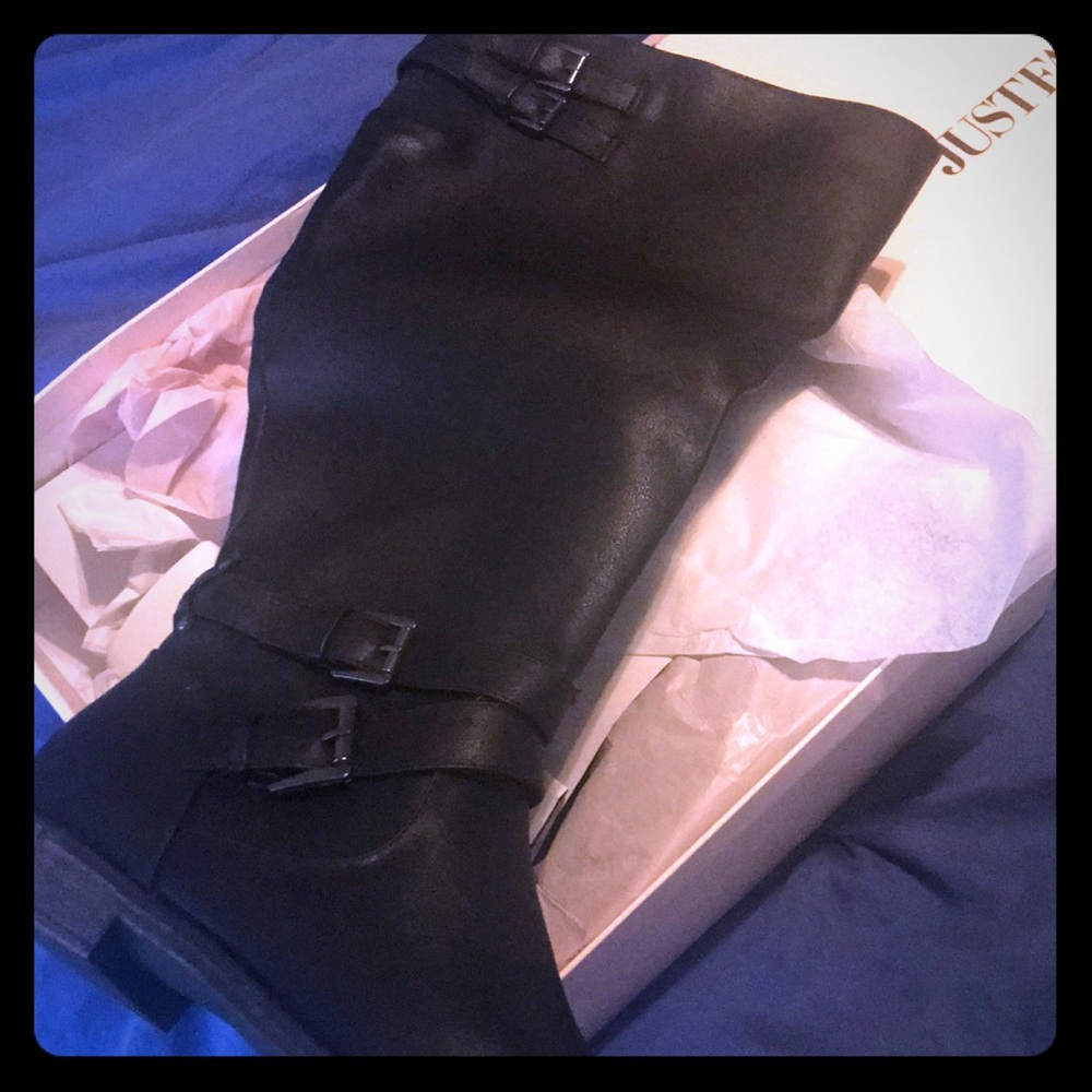 Black Wide Calf Boots